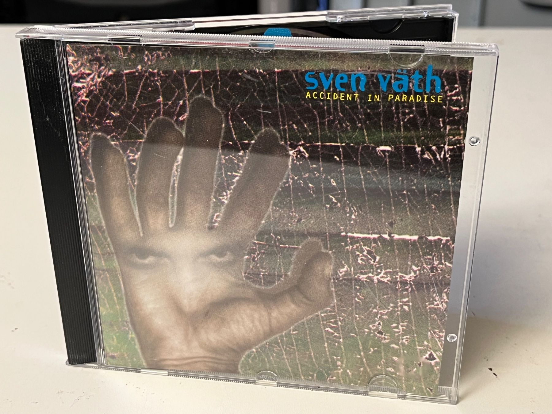 CD: Sven Väth - Accident In Paradise - SR13 – Usato da Küsnacht ZH venduto da Internetradio