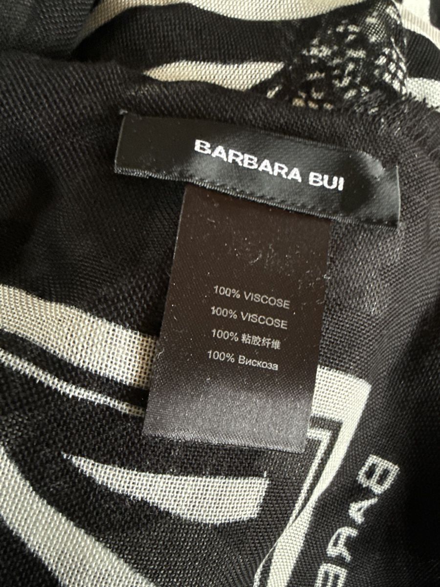 Foulard & Sciarpe: Barbara Bui Schal neuwertig – Usato da Lenzburg venduto da Gardenia2010 4