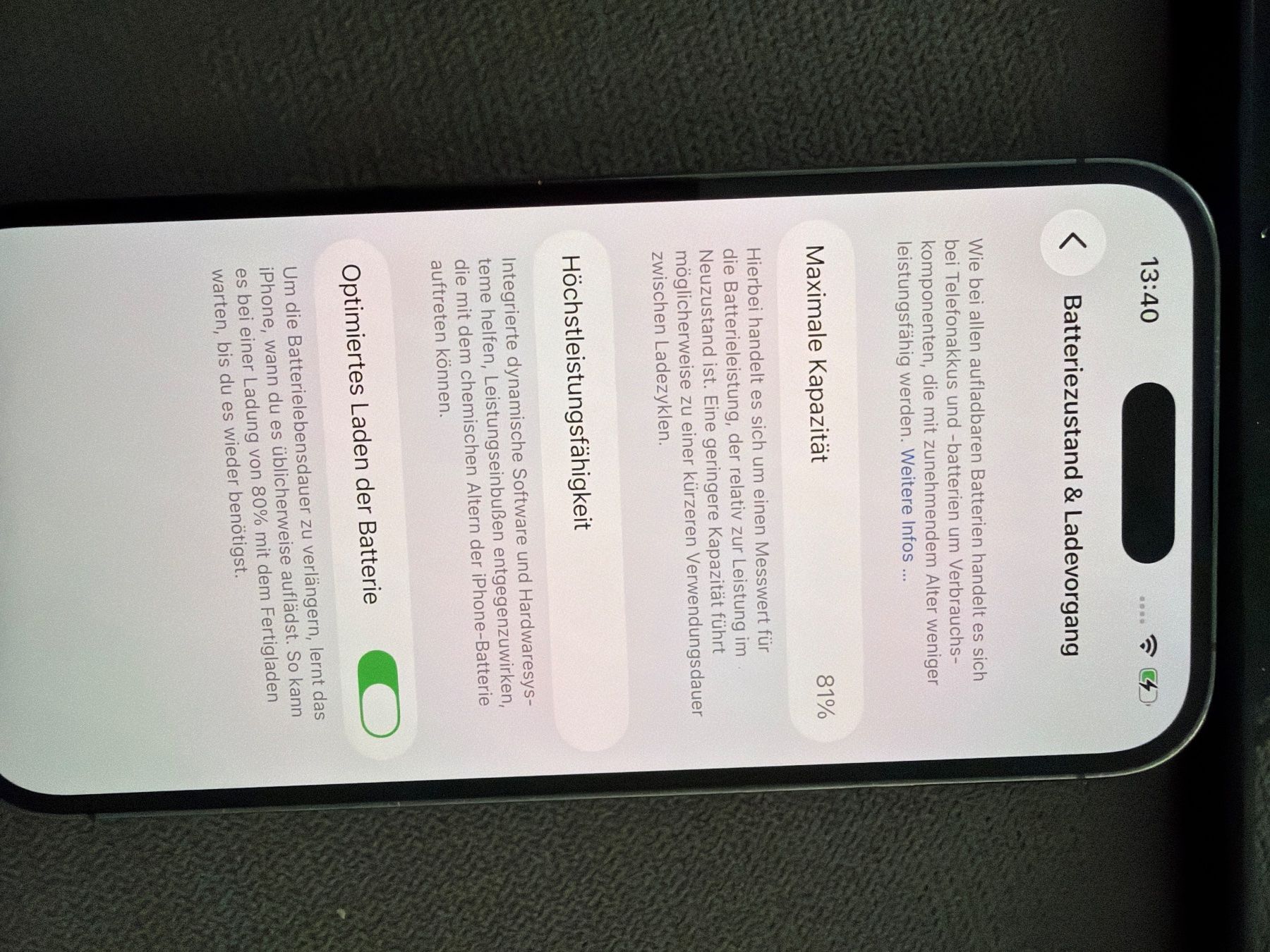 Apple Telefoni cellulari / Smartphones: iPhone 14 Pro Risse Rückseite, Display Tadellos – Usato da Münchenstein venduto da Pavo-Fotografie 5