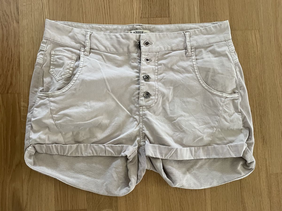 Hosen: Kurze Hose, leicht, M – Gebraucht aus aarau von A.Naef
