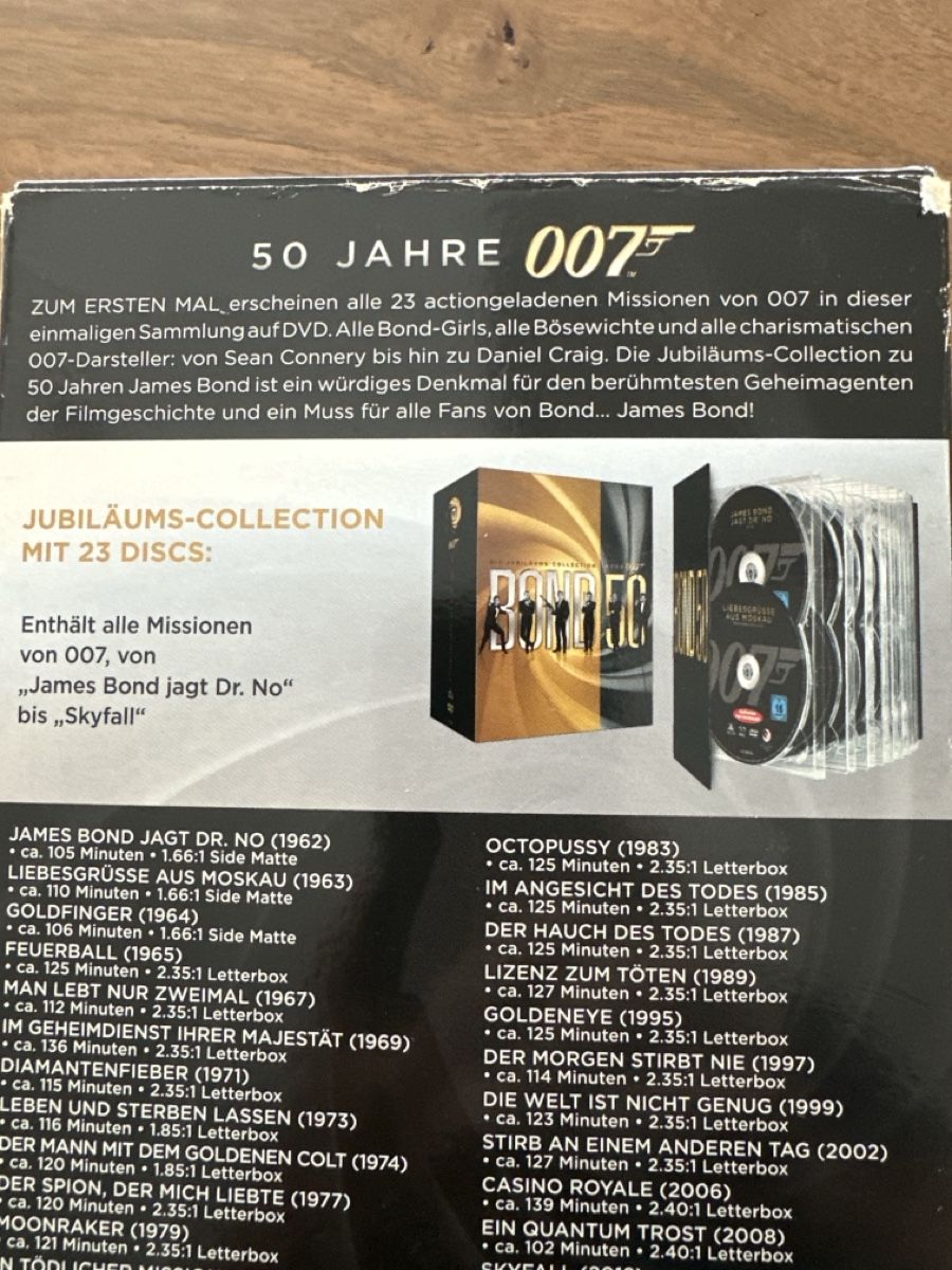 Tous les DVDs: James Bond 007 DVD Sammlung – Neuf (Voir description) à St. Gallen par Ursula66 2