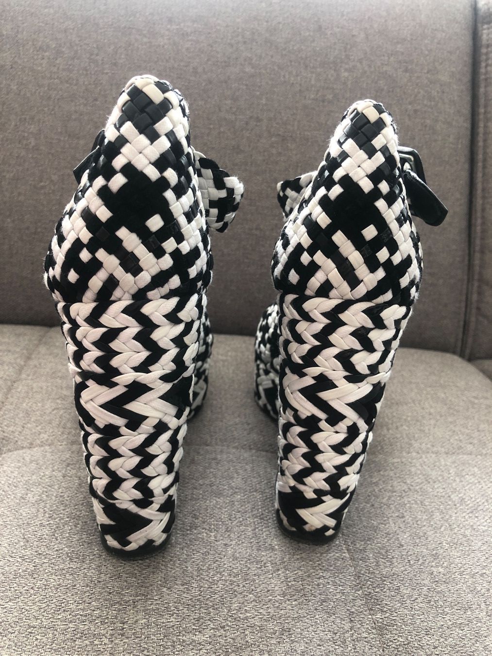 Hermès Scarpe da donna: Hermes Plateau Sandalen – Usato da St. Moritz venduto da Capricorn88 2