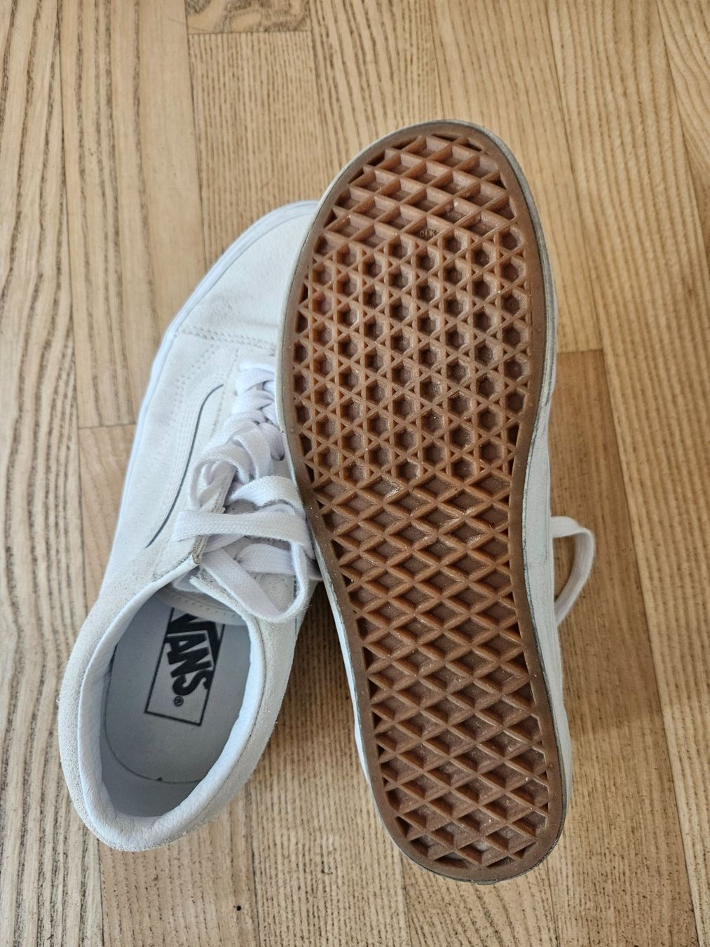Vans Chaussures hommes: Vans Old Skool Unisex – D'occasion à Zürich par Swisswizard 1