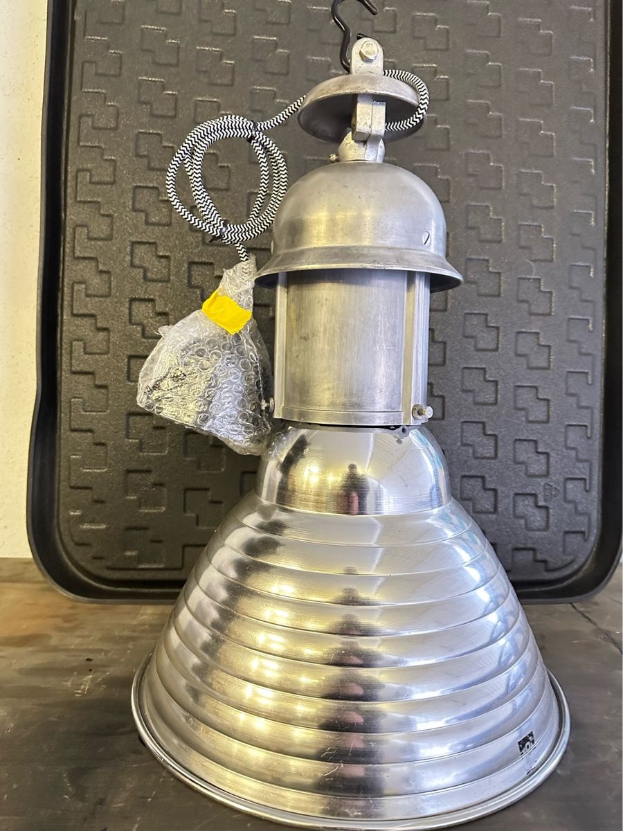 Lampadari & plafoniere: Lampadaire/suspension – Usato da Martigny-Croix venduto da ces_vr9x