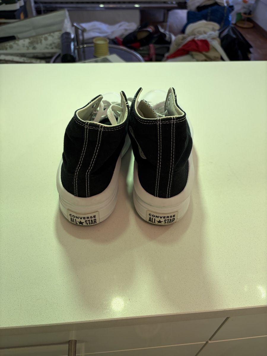 Converse Damenschuhe: Chunky Classic Converse – Gebraucht aus Zürich von lar_dw7h 1