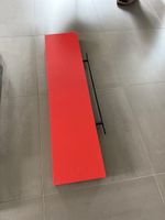 IKEA LACK Wandregal rot mit Halterung gebrauchter Zustand