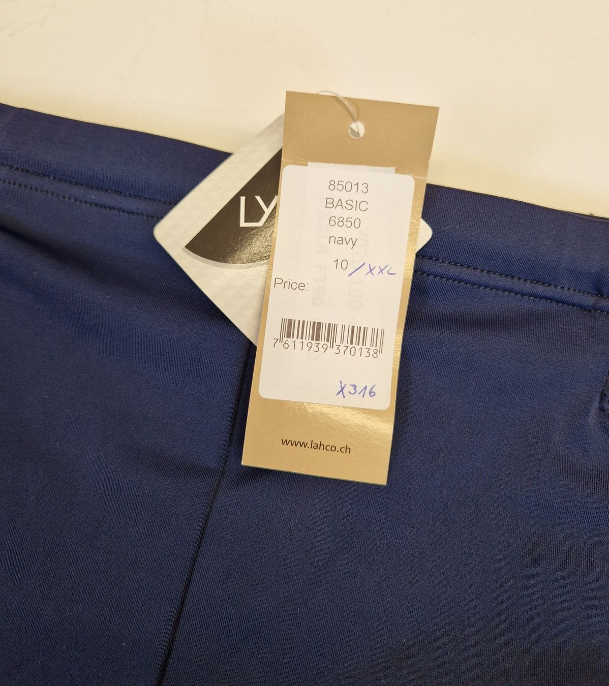 Lahco Costumi da bagno: Badehose Herren XXL Lahco Basic Navy / Rabatt 50% - 70%!!! – Nuovo e nell'imballaggio originale da Braunau venduto da Brand-Store 2