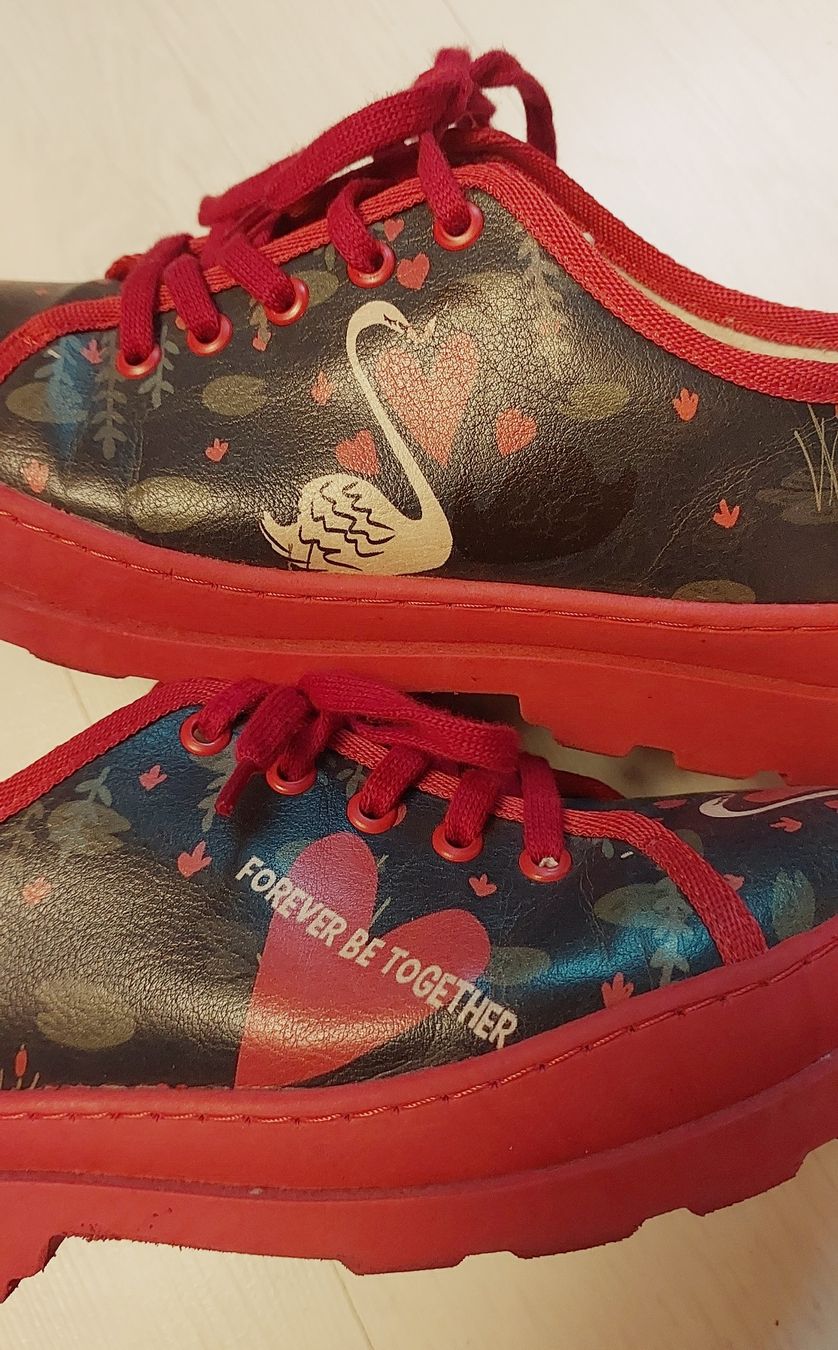 Chaussures femmes: DOGO Schuh – D'occasion à Brunnen par CHOUCHOU. 1