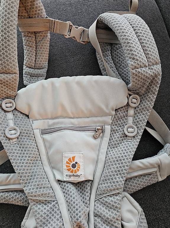 Porte-bébés ventraux & dorsaux: Ergobaby Omni Breeze 360 – D'occasion à Sigriswil par v02t 2