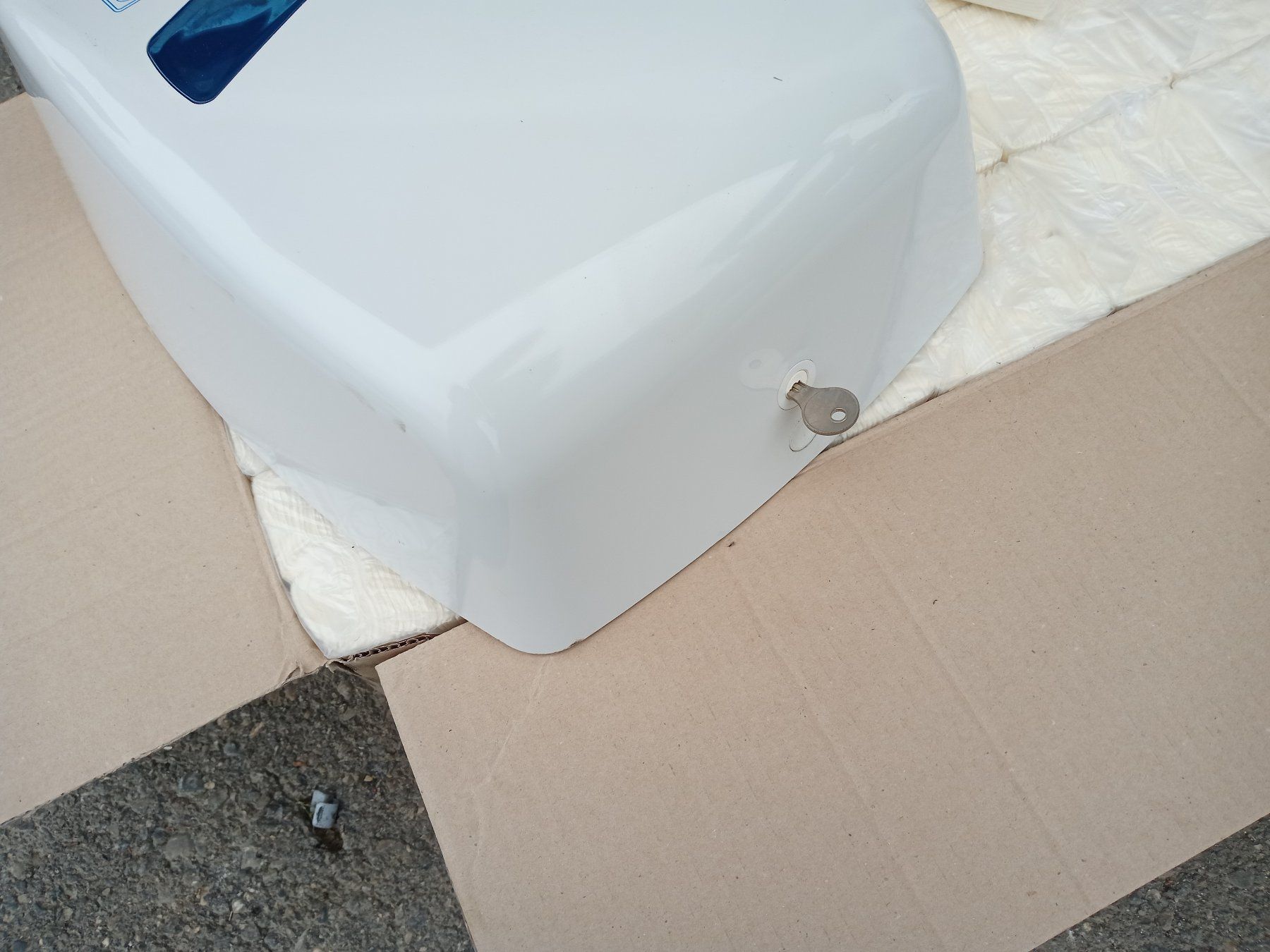 Portasciugamani: Papierhandtuchspender Ecolab mit viel Papier – Usato da Prez-vers-Siviriez venduto da Monija70 1