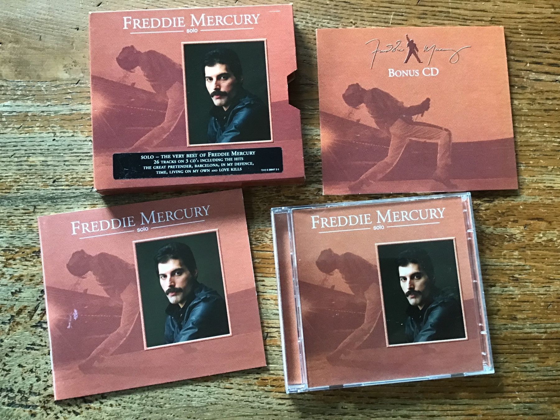 CD: Coffret 2 CD Freddy Mercury (Queen) + CD bonus – Usato da Fully venduto da Ruby97 1