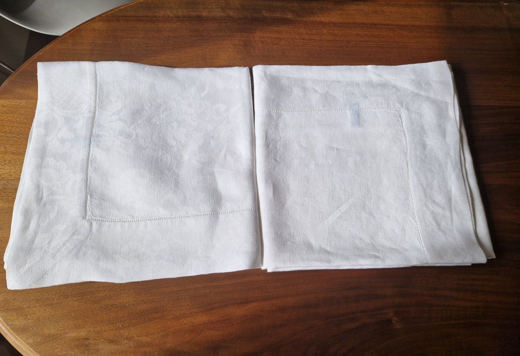 Altra biancheria da tavola: 2 Leinendamast Tischdecke 123x128cm – Nuovo (secondo la descrizione) da Bern venduto da Antikbatik 2