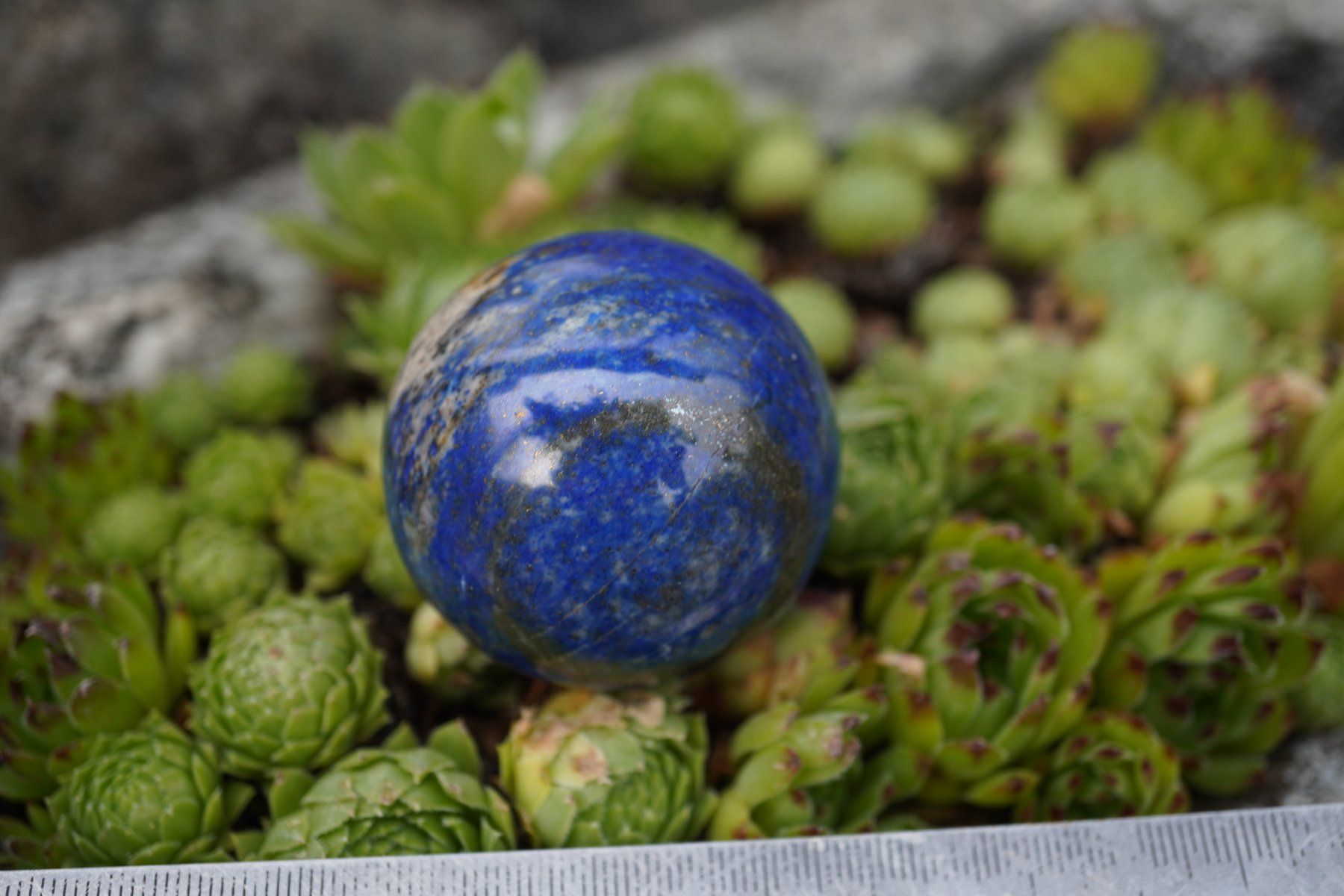 Minerali & Pietre curative: Lapis Lazuli Kugel 56mm   Topstone  ab  10.- – Nuovo e nell'imballaggio originale da Eschenbach SG venduto da topstone 1