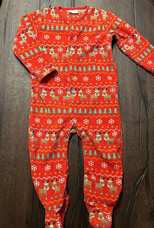 Pigiama & Simili: Weihnachts Pyjama Grösse 9-12Mt – Usato da Thalwil venduto da Jarondy