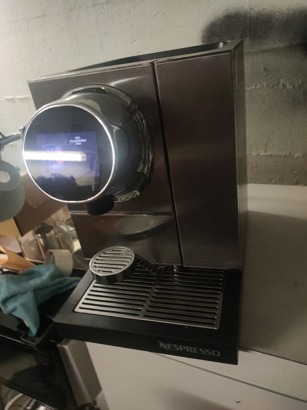 Nespresso Macchine per caffè & Macchine per espresso: Nespresso professional 230/100 – Difettoso da Bern venduto da Berna22 6