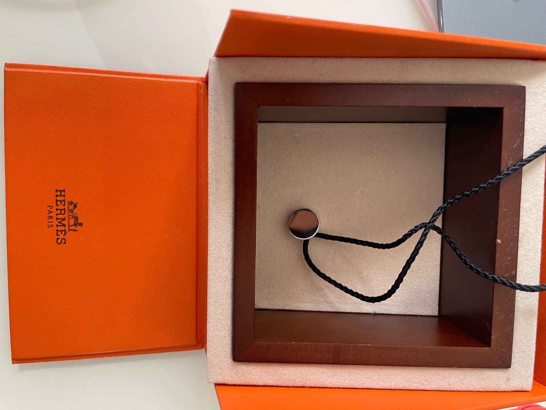Hermès Ciondoli: Pendentif Hermès clou de selle – Usato da Neuchatel venduto da mar_9blm 4