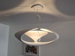 Kundalini Clover - kunstvolle Hängelampe - spannendes Licht