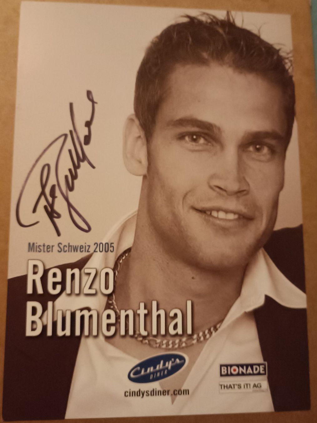 Autogramme: Reno Blumenthal - Handsignierte A5 Karte – Gebraucht aus Menziken von Artographs