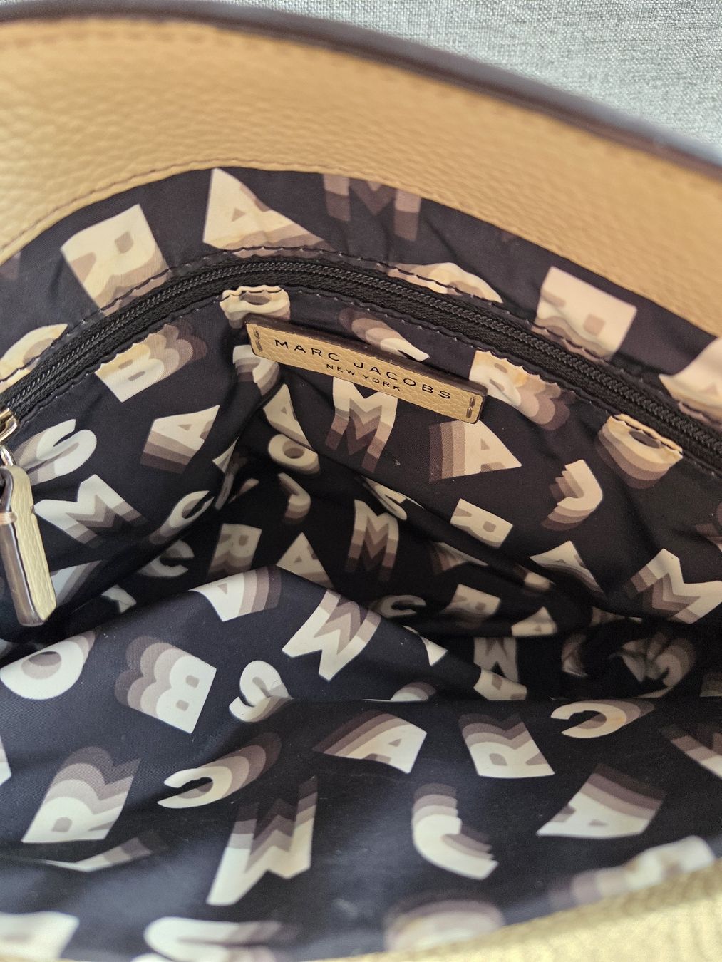 Marc Jacobs Borse da donna: Marc Jacobs Beige Leather Lock That Tote – Usato da Zürich venduto da clo_2hjf 3