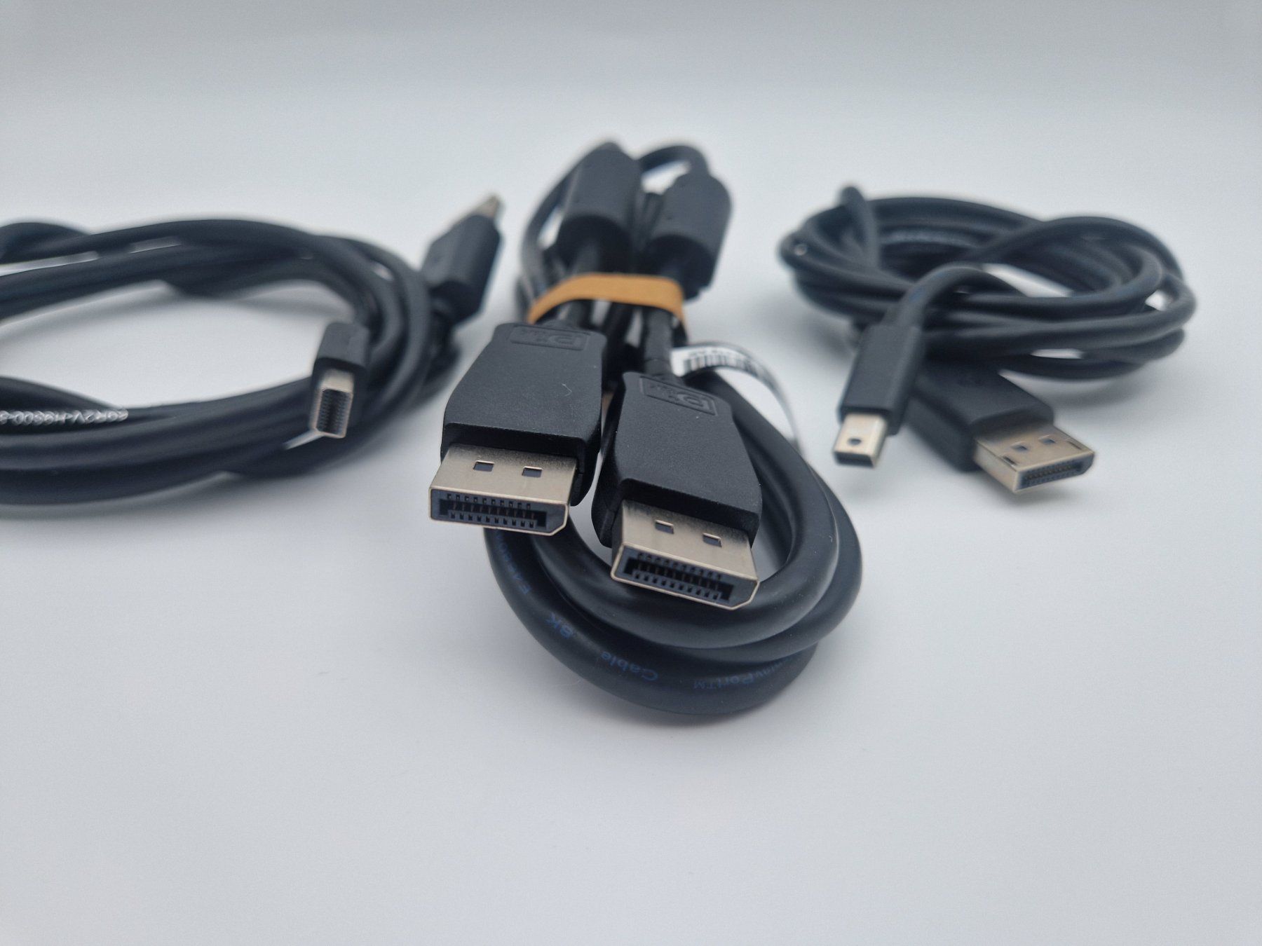 Cavi: Cable De Connexion PC VS Moniteur – Usato da Rochefort venduto da Arkaik_FH_CH 1