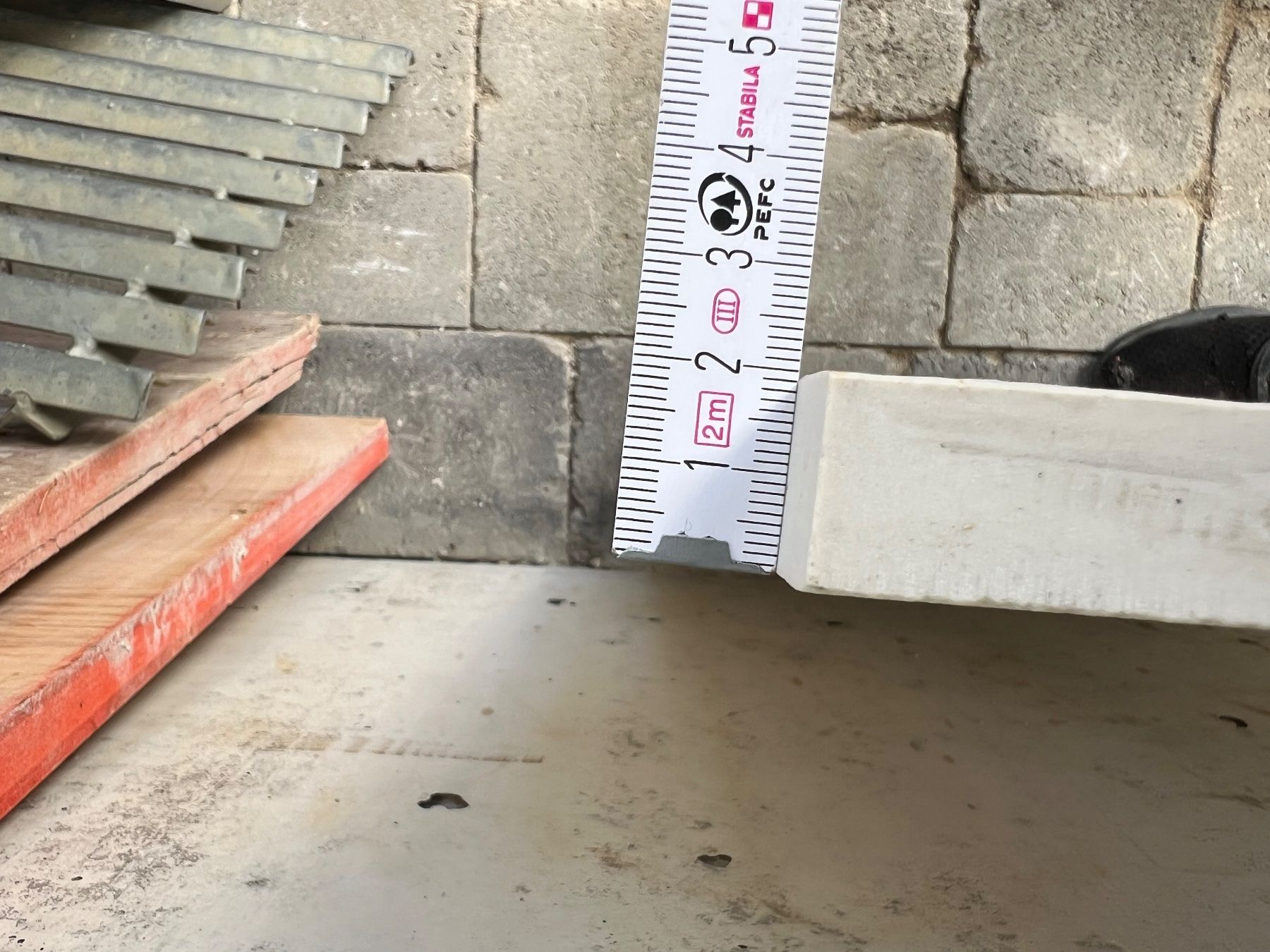 Rivestimenti per pavimenti: Mirage Feinsteinzeug Terrassenplatten 60x60x1.8 cm – Usato da Wettingen venduto da riffrack 4