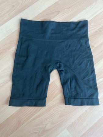 Radlerhose in Dunkelgrün, Grösse S