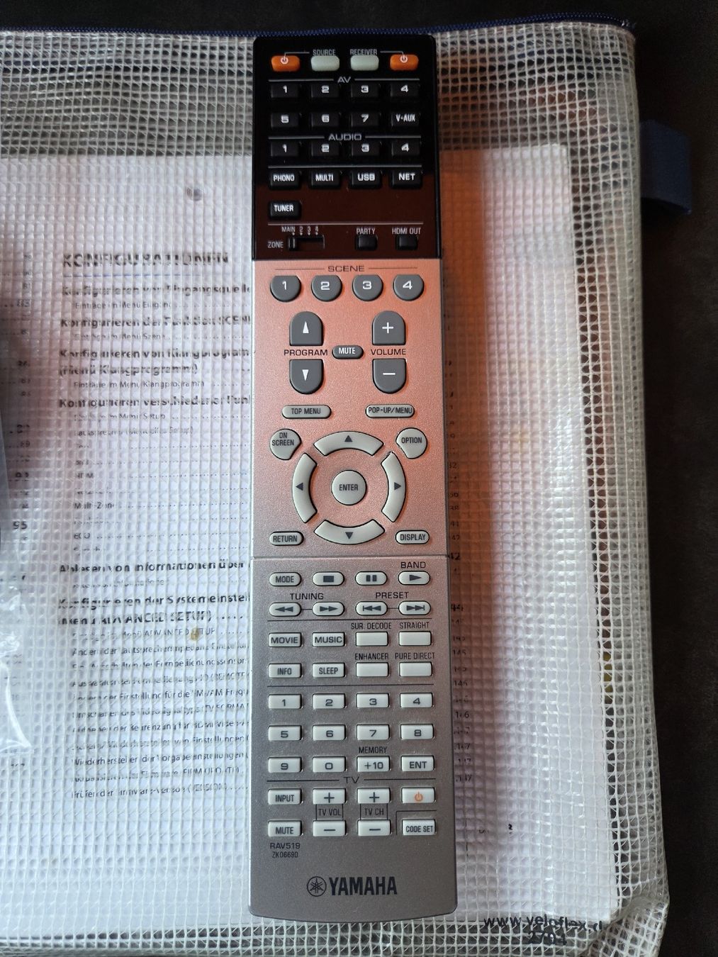 Yamaha Heimkino: Yamaha RX-A2040 AV Receiver silber – Gebraucht aus Arbon von Mamamia13 5