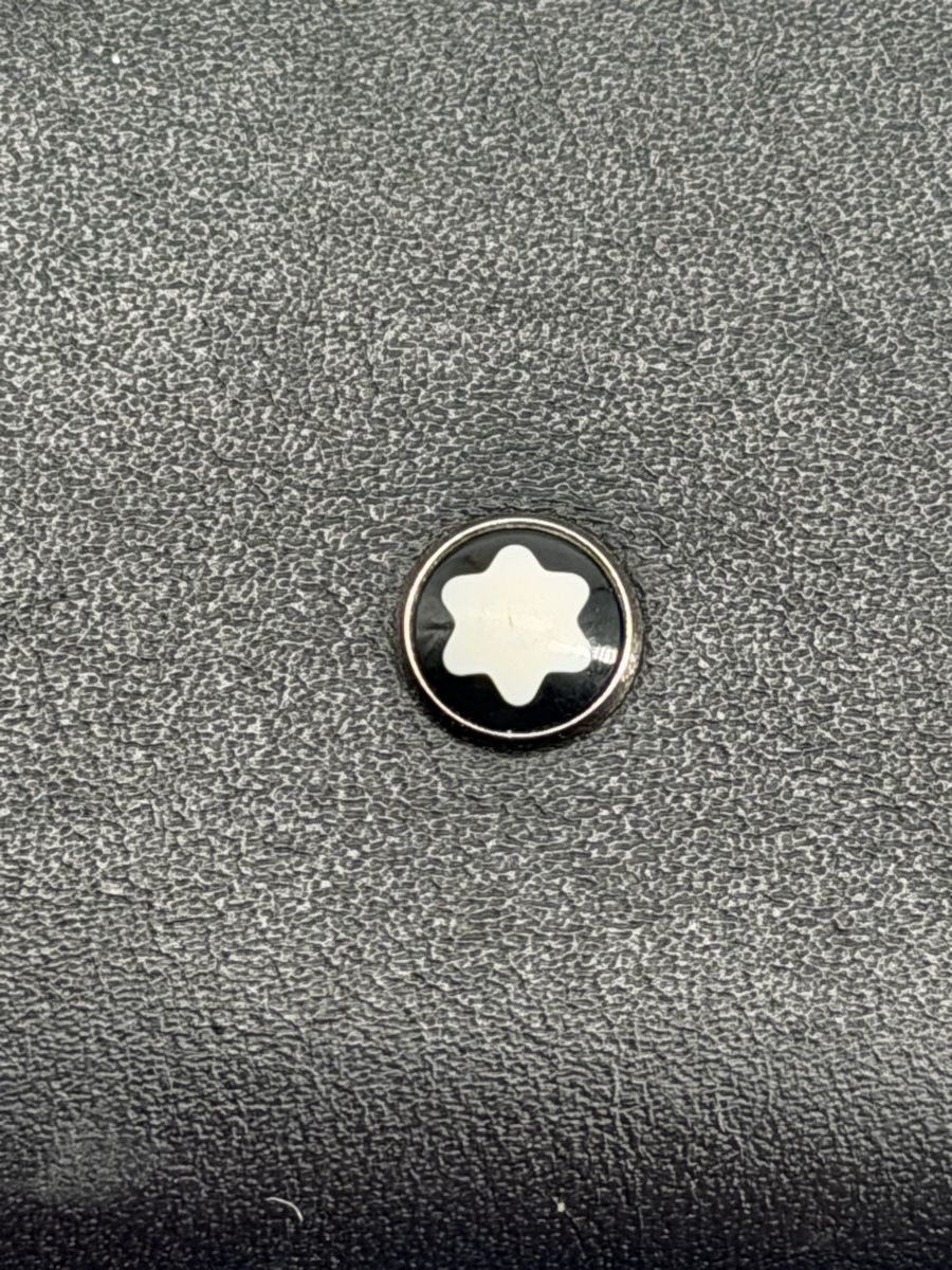 Cover & Protezioni schermo: Étui Montblanc en Cuir Noir - Élégant! – Usato da Vessy venduto da _Callidus_ 3