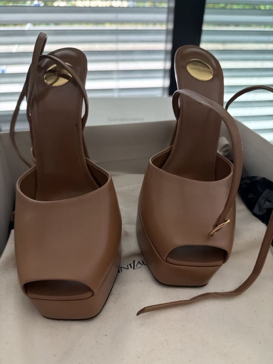 Saint Laurent Scarpe da donna: Saint Laurent leather shoes  – Nuovo (secondo la descrizione) da Genève venduto da val_rp9x 2