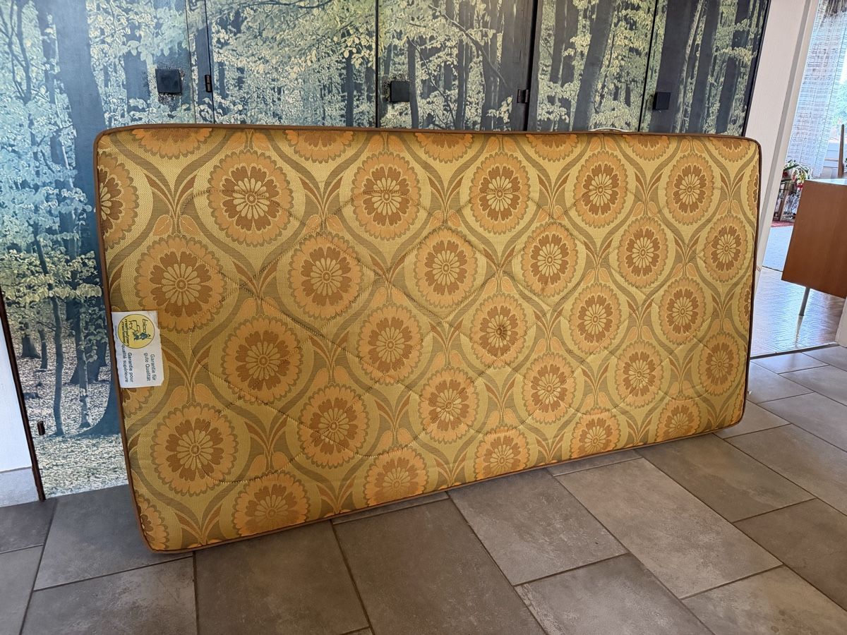 Bico Letti: Matelas & sommier Bico 190 cm – Usato da Gorgier venduto da FDubois11