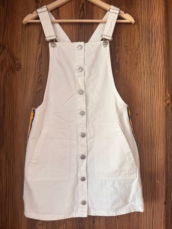 White summer overalls, like new! Size M, perfect for summer.