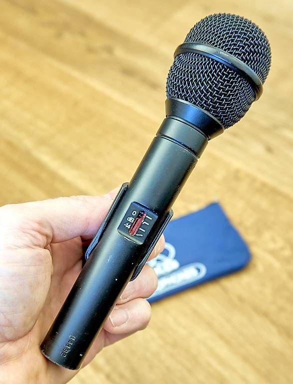 Akg Microfoni: AKG C535EB Custom Kondensator-Mikrofon - mit Video!!! – Nuovo (secondo la descrizione) da Aarau venduto da Bigbenmusic 3