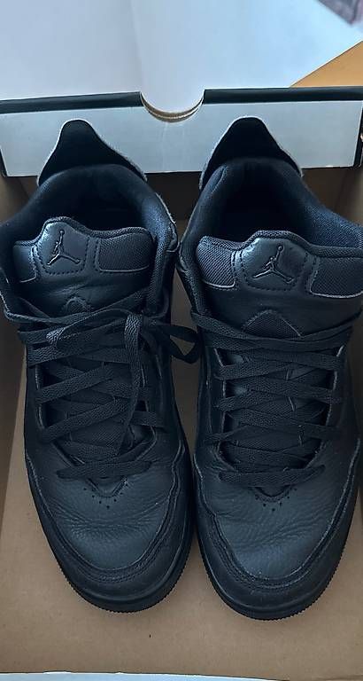 Scarpe da uomo: Jordan Courtside 23, grösse 44 – Usato da Rorschacherberg venduto da JBF17