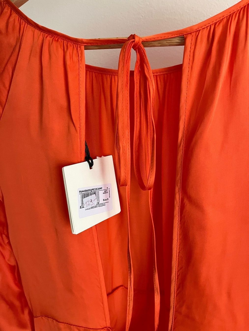 Kleider: Langes Sommerkleid Gr. S Farbe orange – Neu und originalverpackt aus Triesen von atos87 2