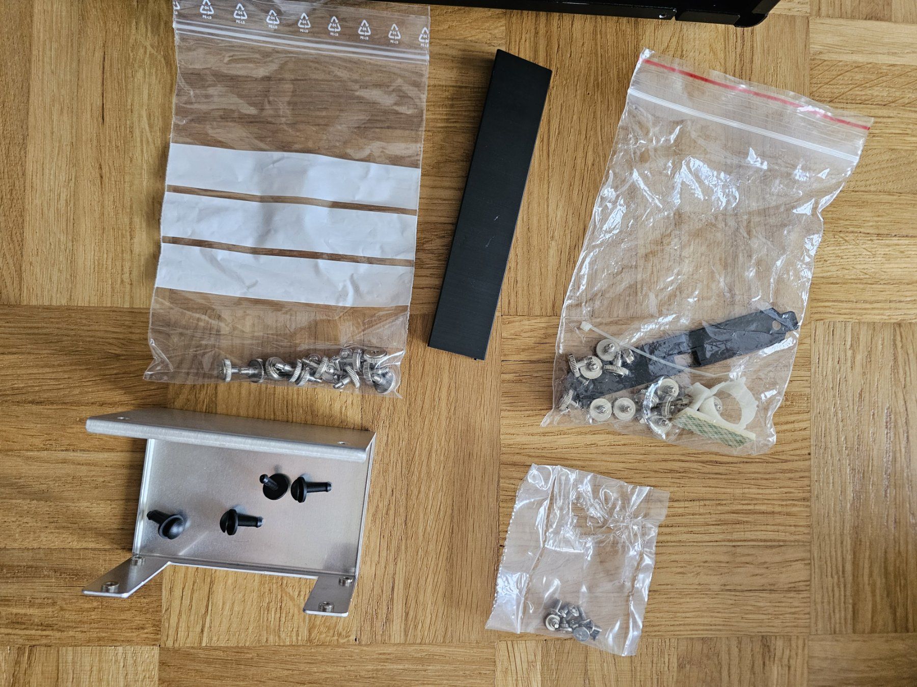 Lian Li Custodie: Lian Li PC-Q08 – Usato da Fribourg venduto da baltenspda 4