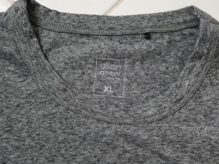 Neuwertig !  T-Shirt (kurzarm) grau meliert