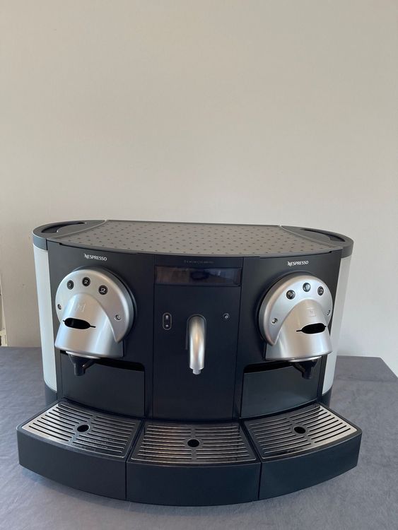 Nespresso Gemini CS200 Pro Puissance: 2410W