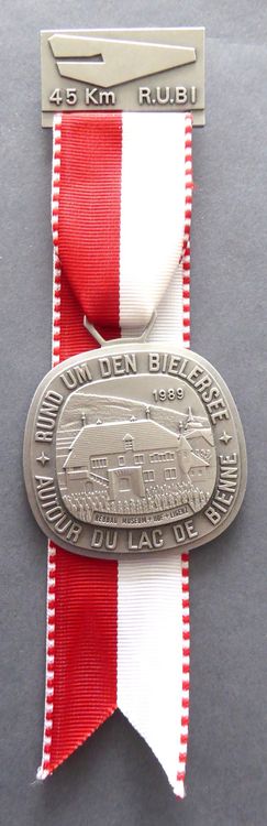 Ligerz Rebbau Museum Hof 1989; 45 km rund um den Bielersee Kaufen auf