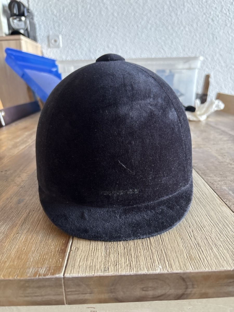 Copricapi, berretti & cappellini: Bombe Fouganza Velour noir  – Usato da Veysonnaz venduto da jad_s8vz 1