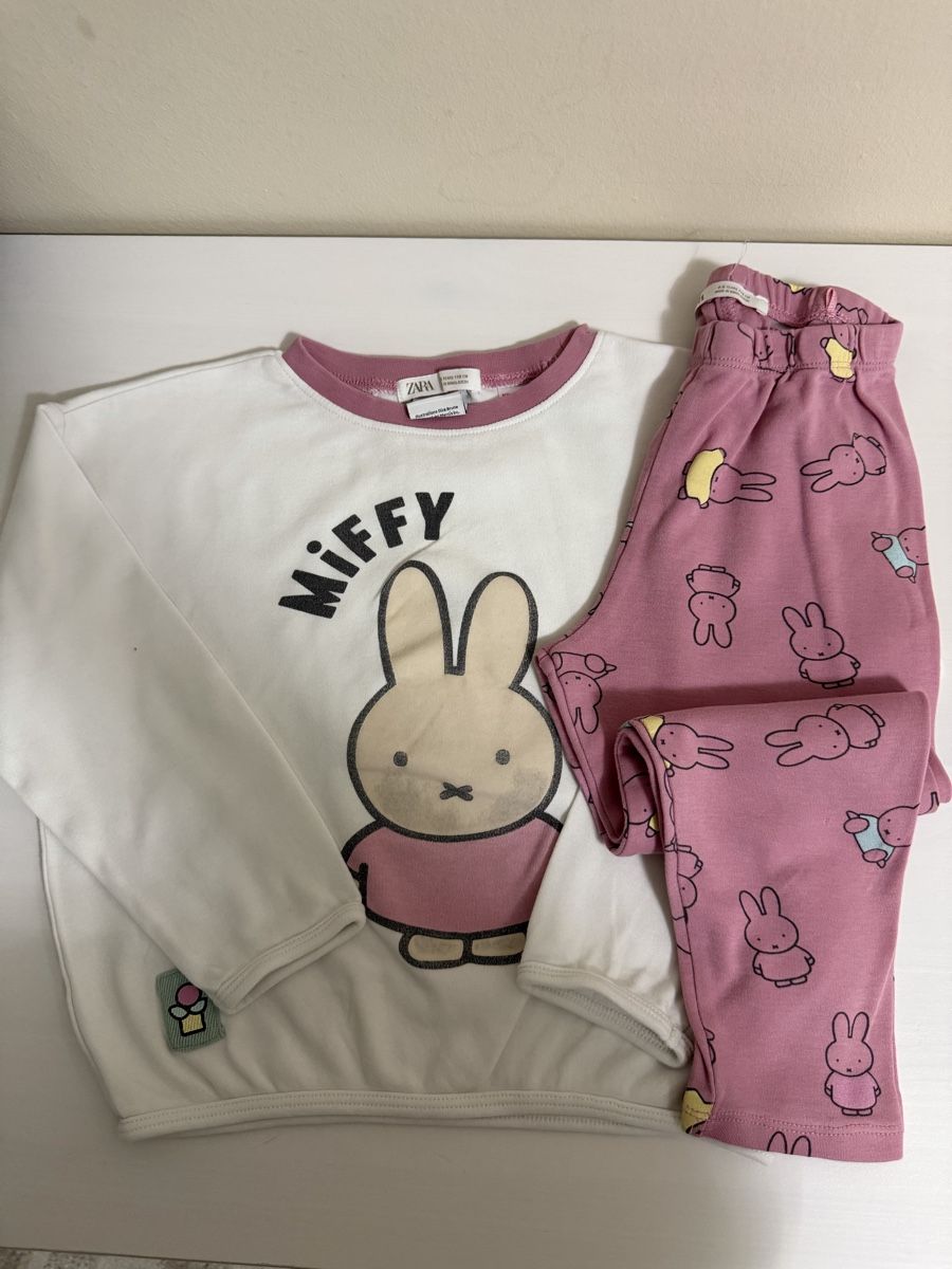 Zara Pigiama & Simili: Mädchen Pyjamas – Usato da Basel venduto da Su.el