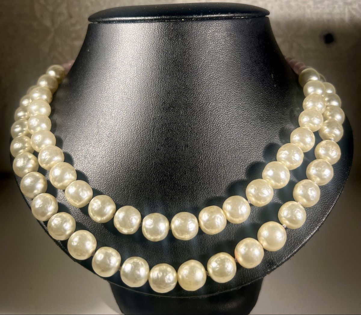 Ketten: Collier de perles vintage double rangs à gros fermoir – Neu (gemäss Beschreibung) aus Genève von DELIRBEADS 1