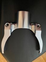 Harley-Davidson VRSCF Muscle Scheinwerferhalterung original