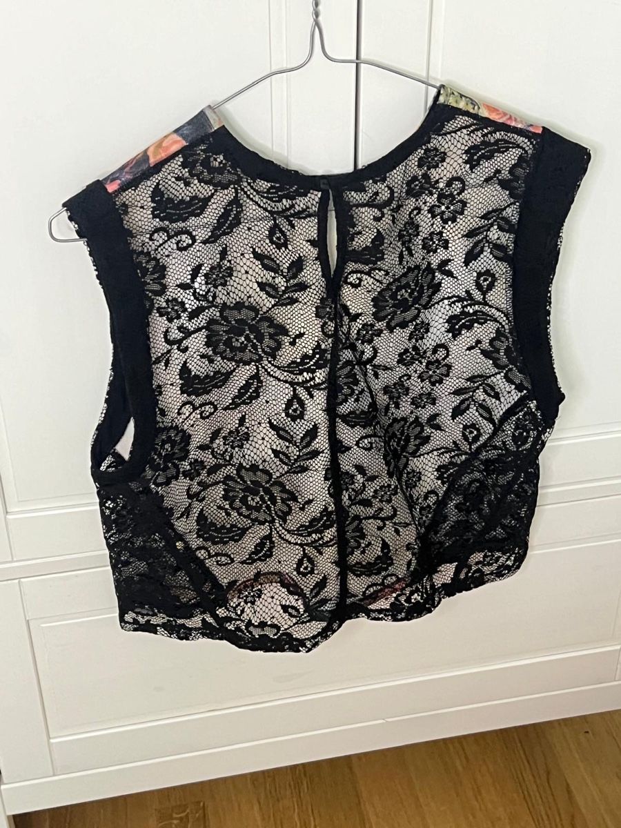 Zara Top: Zara shirt – Nuovo e nell'imballaggio originale da Opfikon venduto da MabelCouture 4