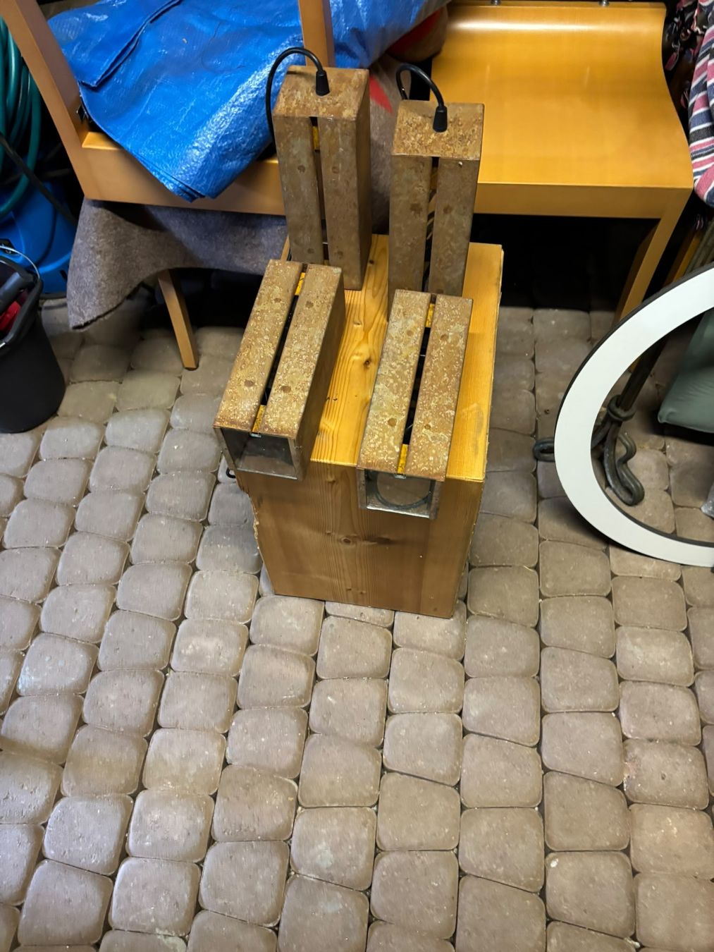 Lampade: 4x alte Metallleuchten mit Glaseinsatz – Usato da Zürich venduto da FlorinGasser 2