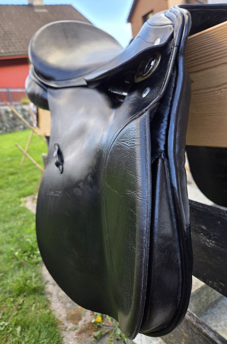 Sattel & Sattelzubehör: Vielseitigkeitsattel Passier Paxton 17.5" – Gebraucht aus Walenstadt von pocahontas_ 2