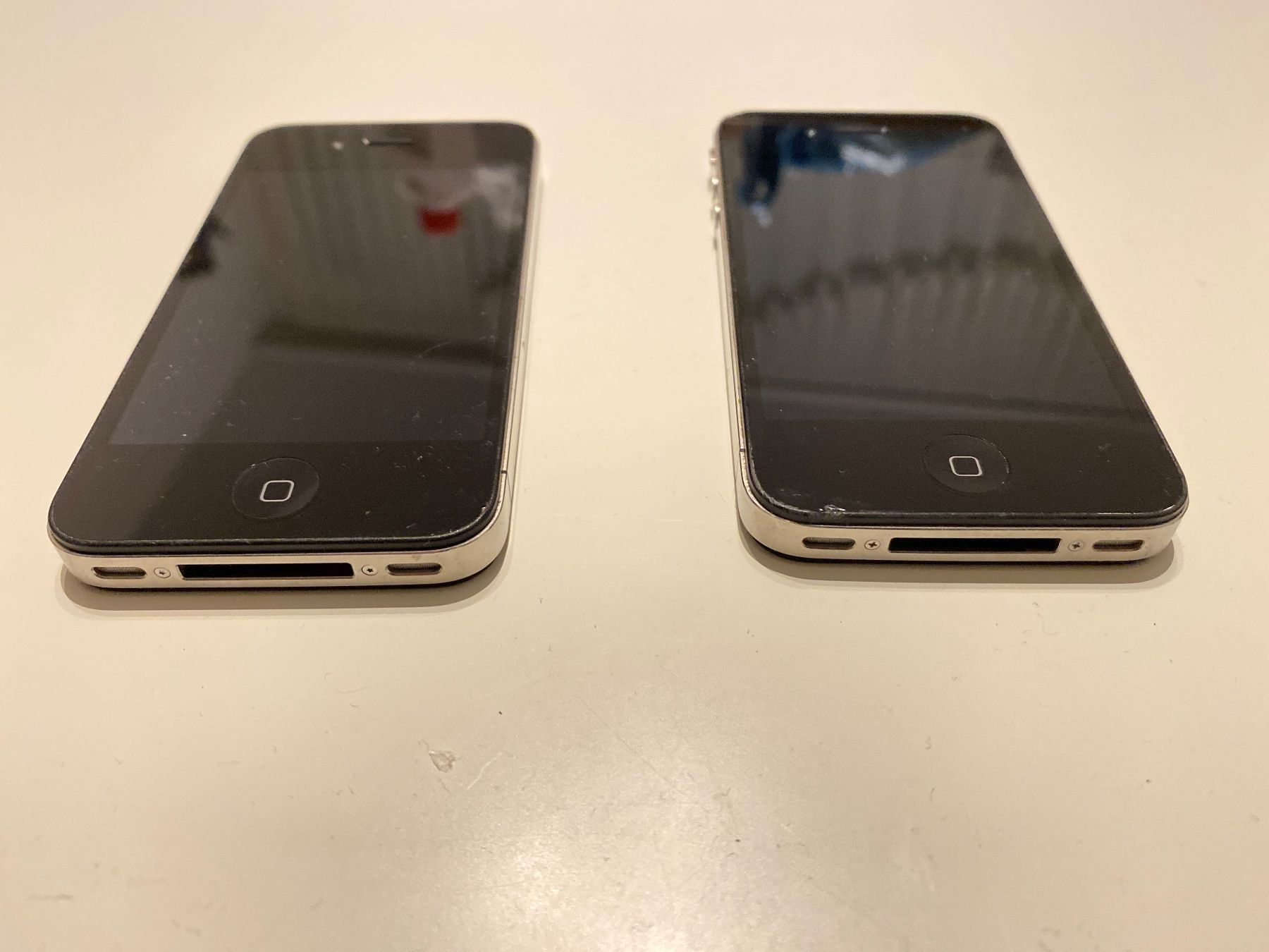 Apple Portables: 2 x Iphone 4 – D'occasion à Kriens par saleworld 7