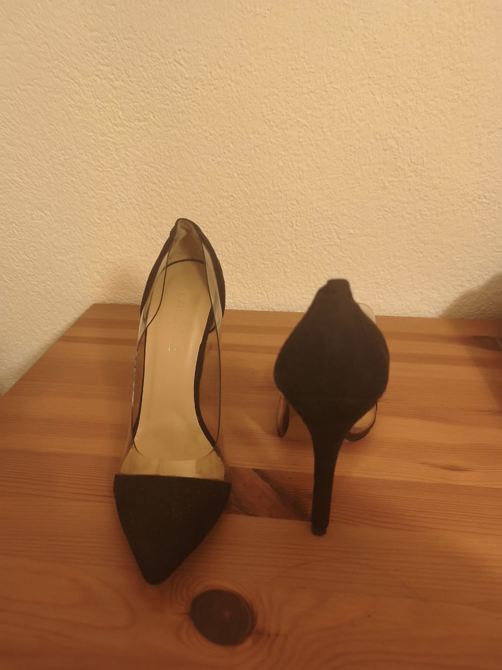 Damenschuhe: Schuh mit Absatz schwarz / durchsichtig – Gebraucht aus Luzern von Schneuger1 1