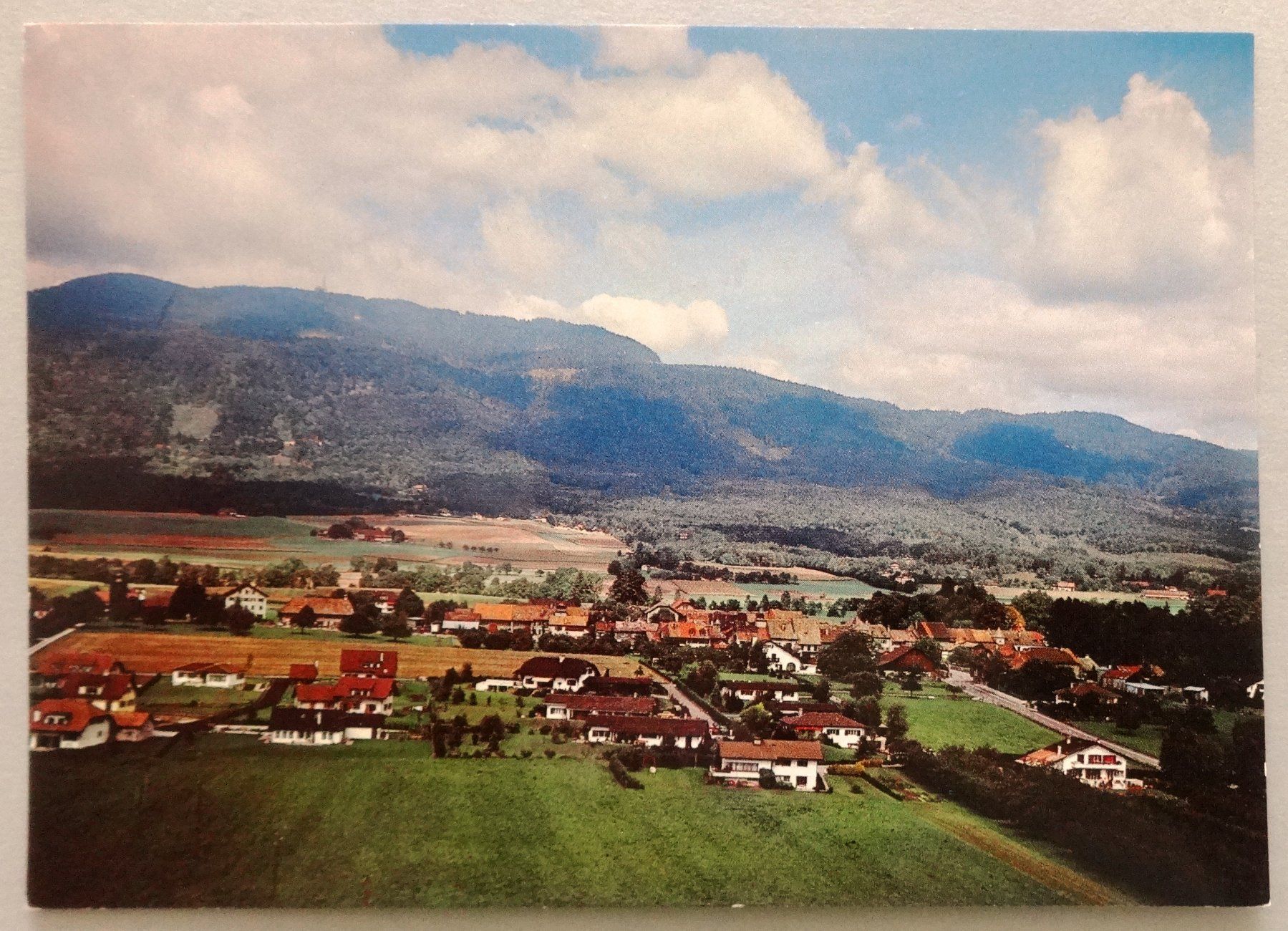 Cartes postales: Chéserex - Vue aérienne – D'occasion à Fétigny par Billy2miny