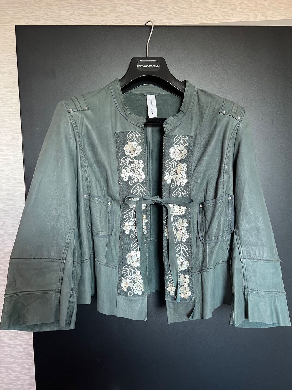 High Giacche: Lederjacke von HIGH – Usato da Remigen venduto da Orlana7