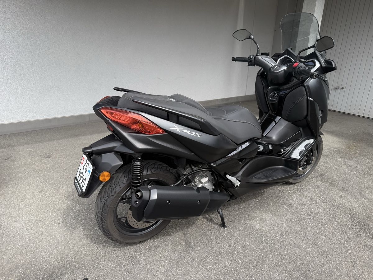 Yamaha Scooter: Yamaha X–Max 300 Iron Max – Usato da Rotkreuz venduto da 74max 5